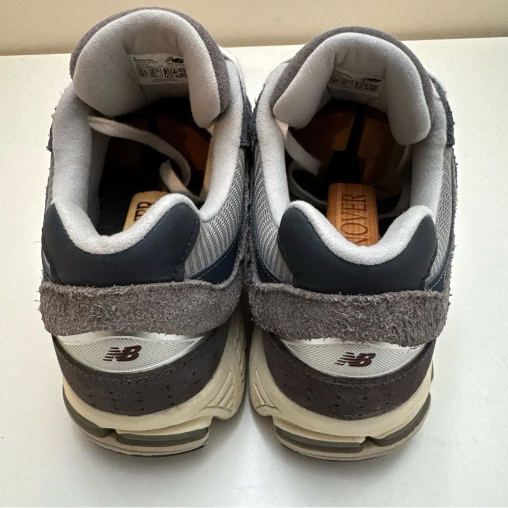 New Balance Men's 2002R  / Size 12 /  M2002REL - Picture 6 of 7